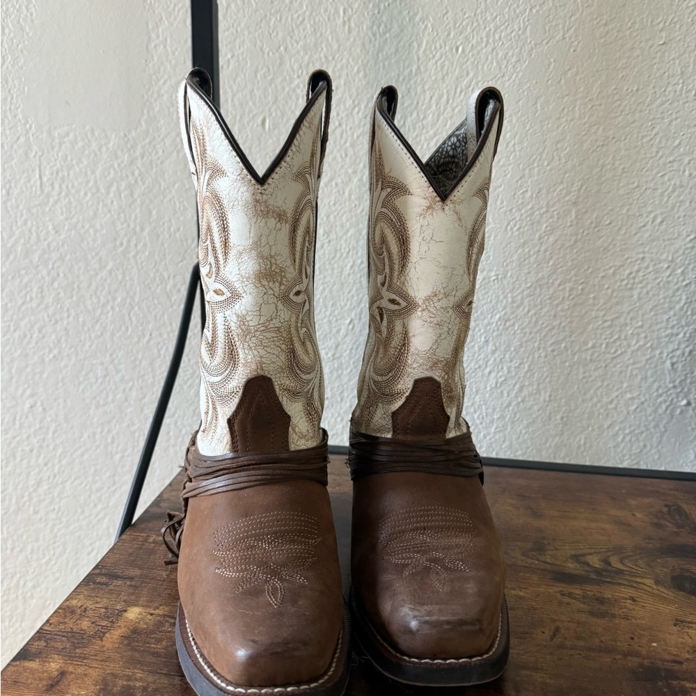 Ariat Brown and Cream Cowboy Boots